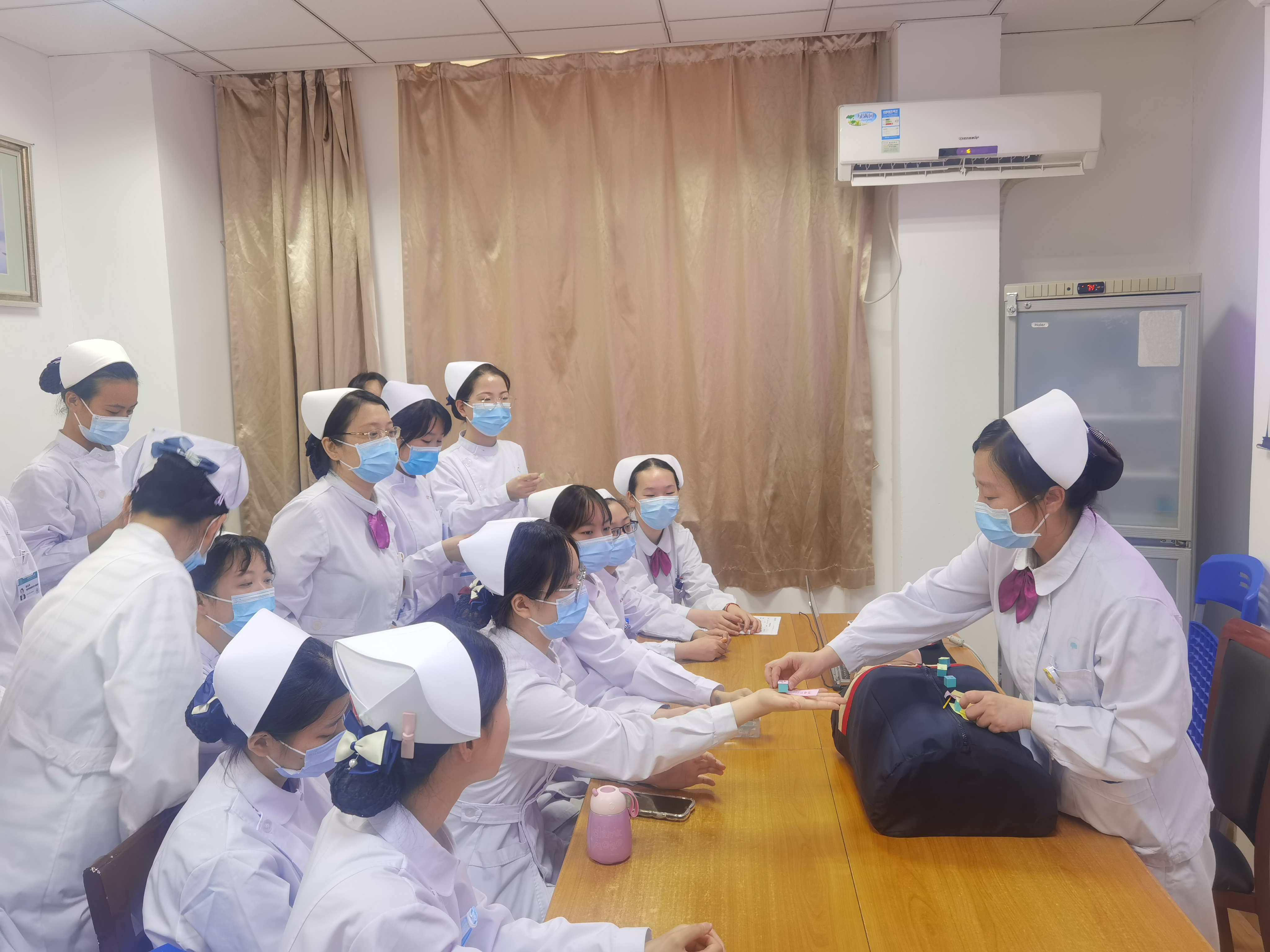 福建省护理学会（第二期）糖尿病专科护士培训班学员在我院临床教学基地顺利结业