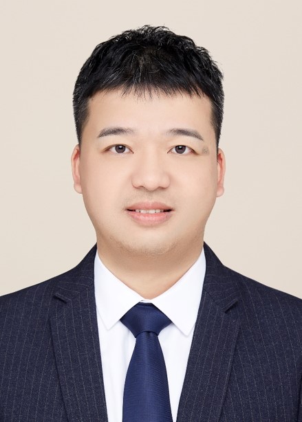 方超英
