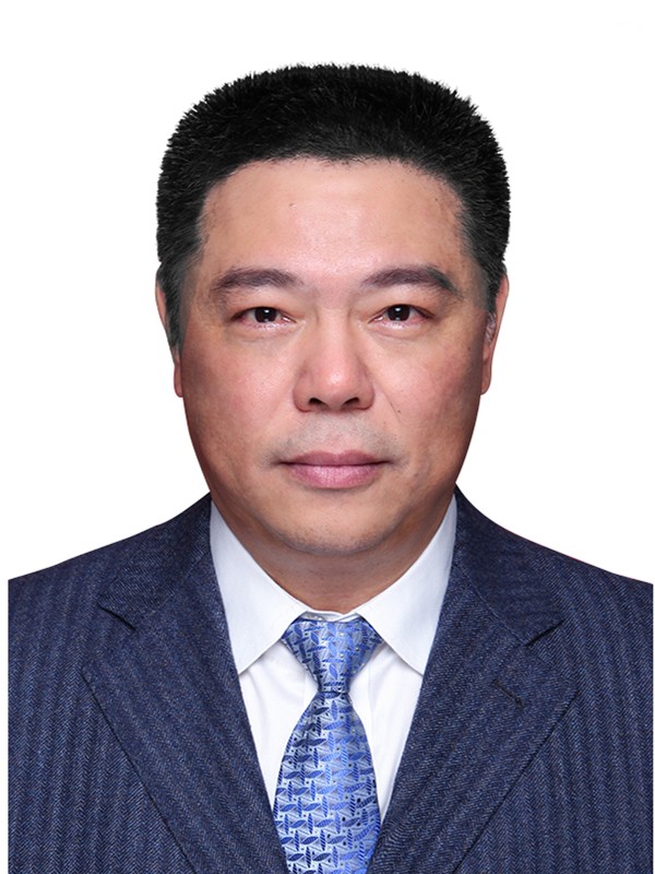 陈锋.jpg