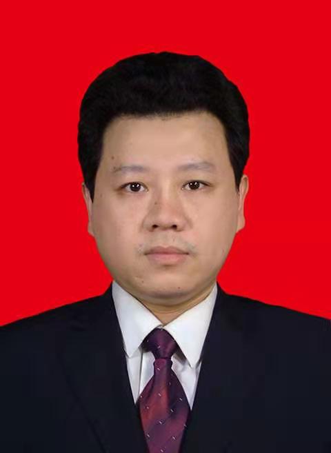 郑晓春.jpg